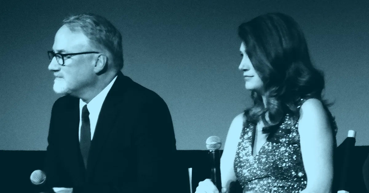 Does Gillian Flynn Support Israel?